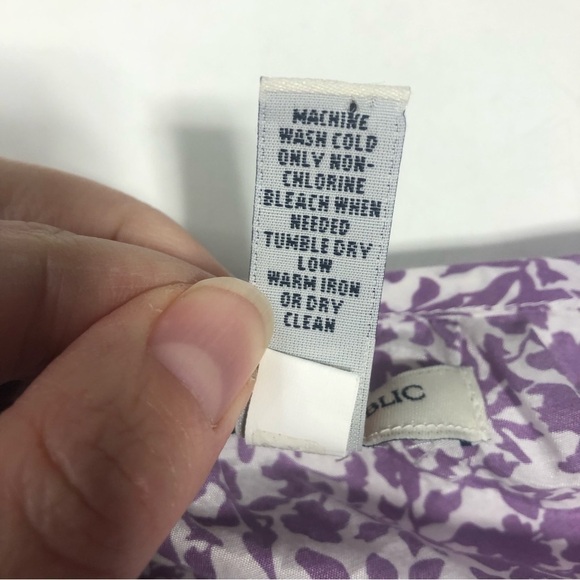 Banana Republic Floral Silk Lazer Cut Out Blouse, size XS - Picture 9 of 9